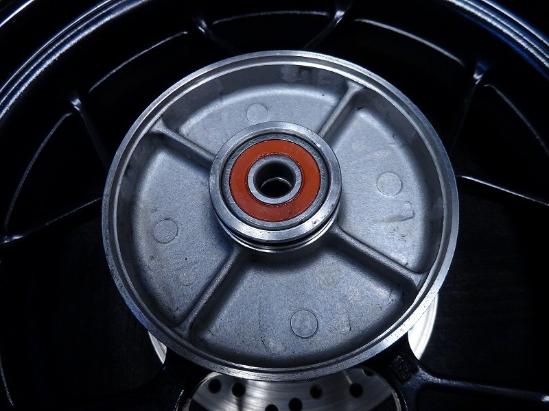 JC61 2014グロム フロントホイール 廃盤ミシュラン付き JC61 2014
