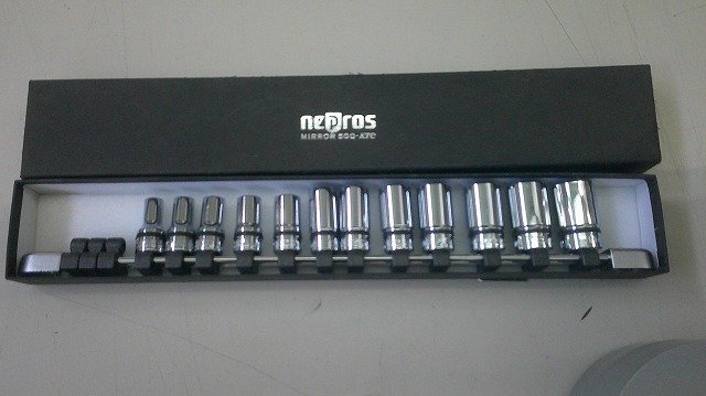 ★e☆☆中古美品 KTC ミラーネプロス 9．5sq セミディープソケットセット NTB3M12A