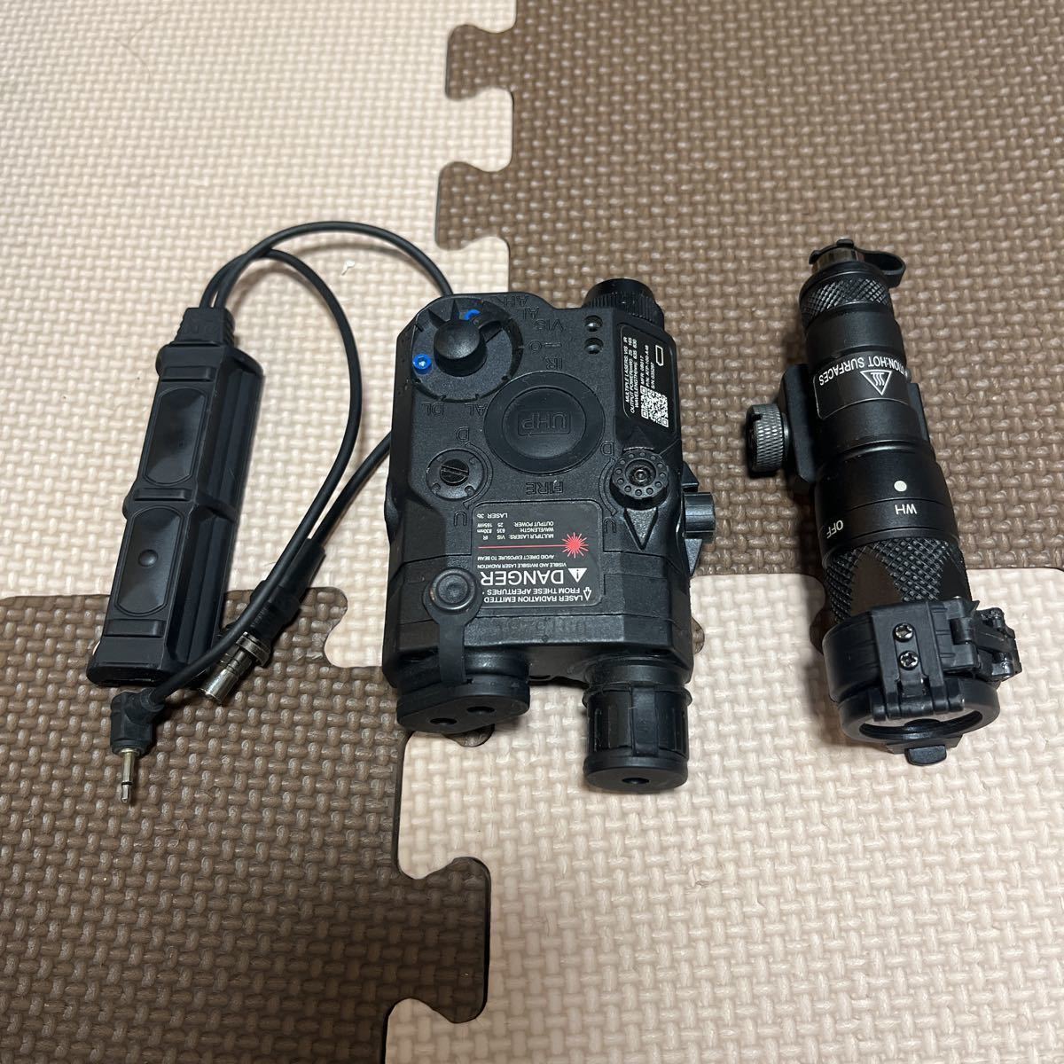 AN/PEQ-15 タクティカルライトセット スイッチ付 訳あり 中古