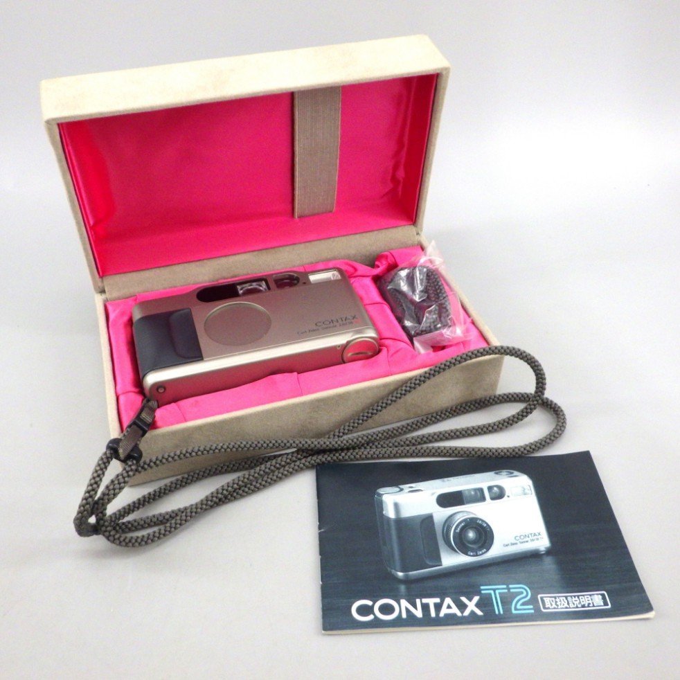 Contax コンタックス T2 Carl Zeiss Sonnar 2.8/38 T* コンパクト フィルムカメラ ゴールド カメラ 238-2003530【O商品】