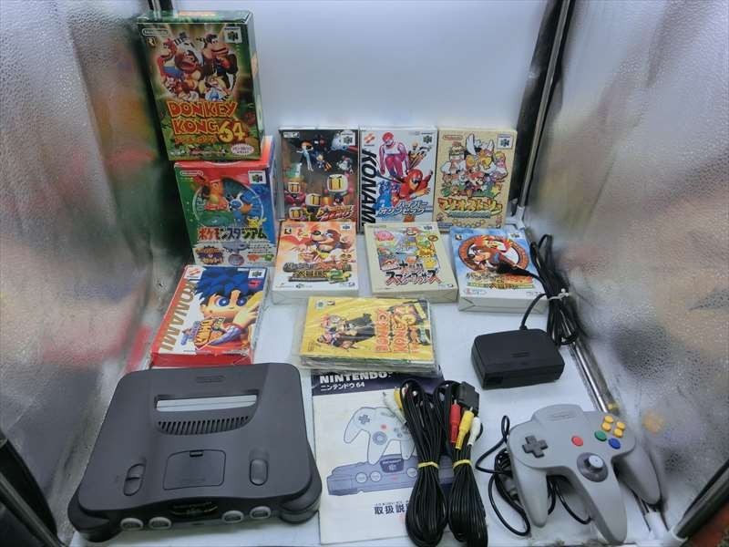 T【2む-17】【100サイズ】nintendo64 本体一式＆ゲームソフトまとめてセット/ドンキーコング64 他/本体通電可/ジャンク扱い