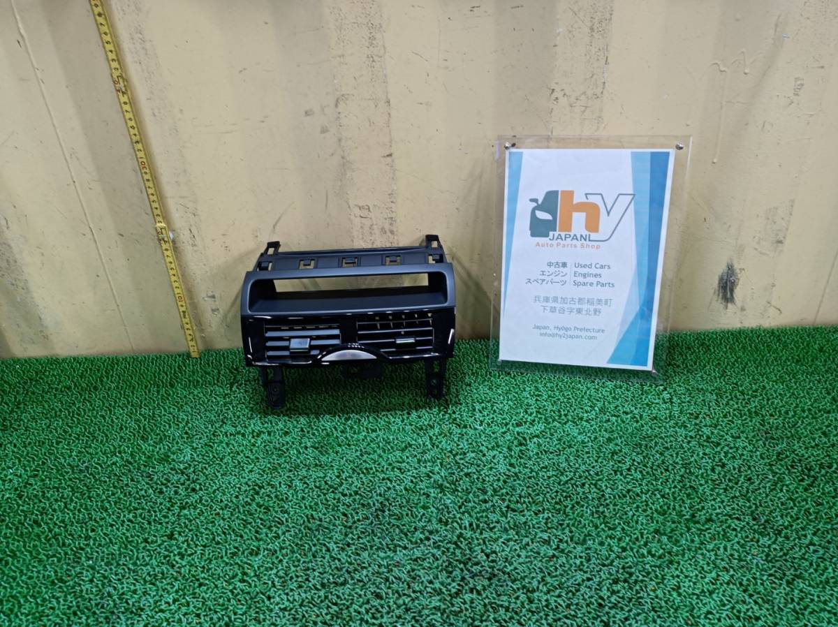 ABA-SE3P　SE3P　タイプS　RX-8　ダッシュボード　エアコン吹き出し口　2008　走行145740Km　中古　＃hyj　F189-55-210D NSP77503