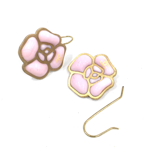 シャネル ピアス CHANEL ココマーク 03P フラワーモチーフ 花 ゴールド