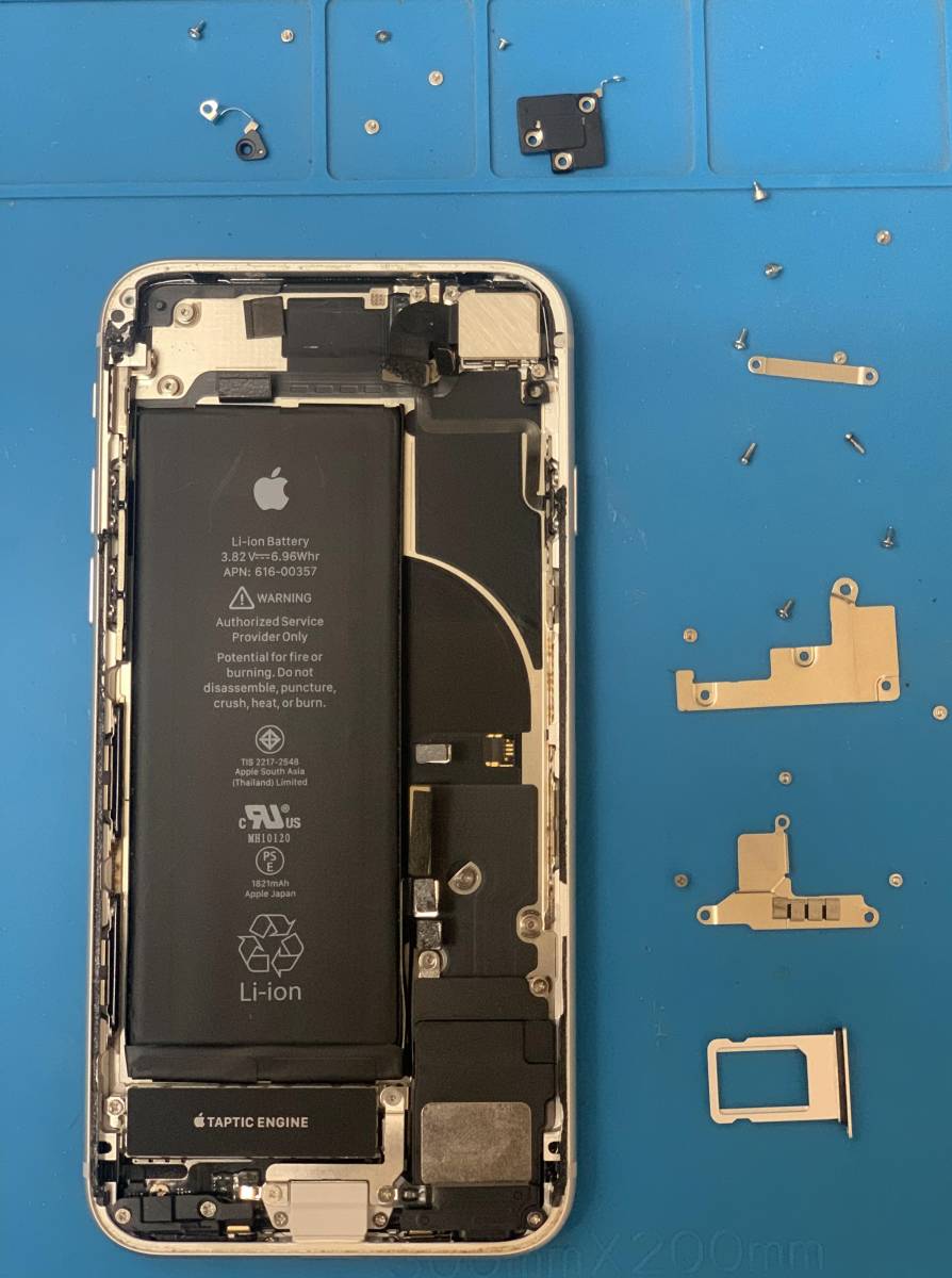 iPhone 0 バックパネル 白 美品 iPhone8 純正バックパネル 筐体 Box 