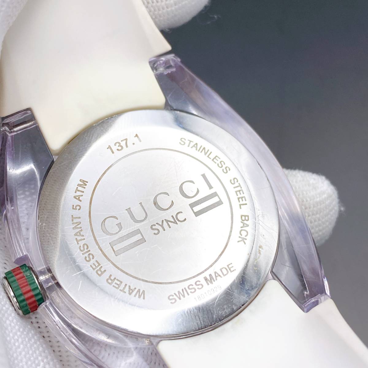 1円スタート】稼働 グッチ GUCCI 腕時計 ラバー ベルト デイト 白