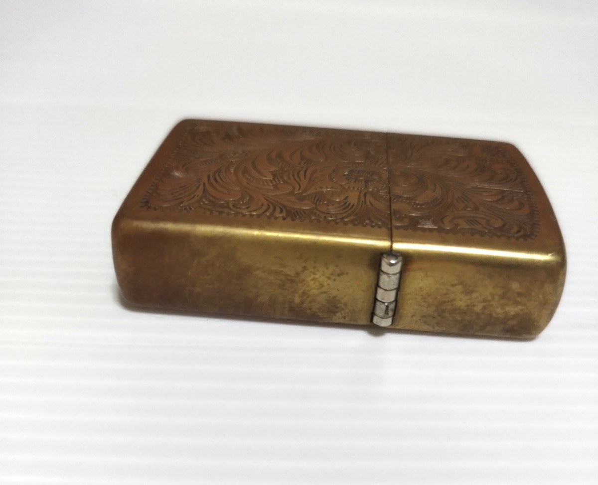 zippo VENETIAN ベネチアン 1983年製造ビンテージ zippo VENETIAN ベネチアン 1983年製造ビンテージ