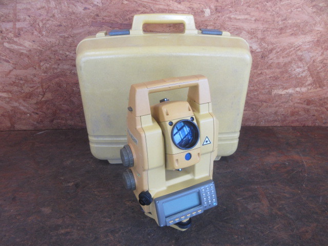 【7】16トータルステーション トプコン GTS-802A 電源OK TOPCON デジタル表示薄く見えません ジャンク