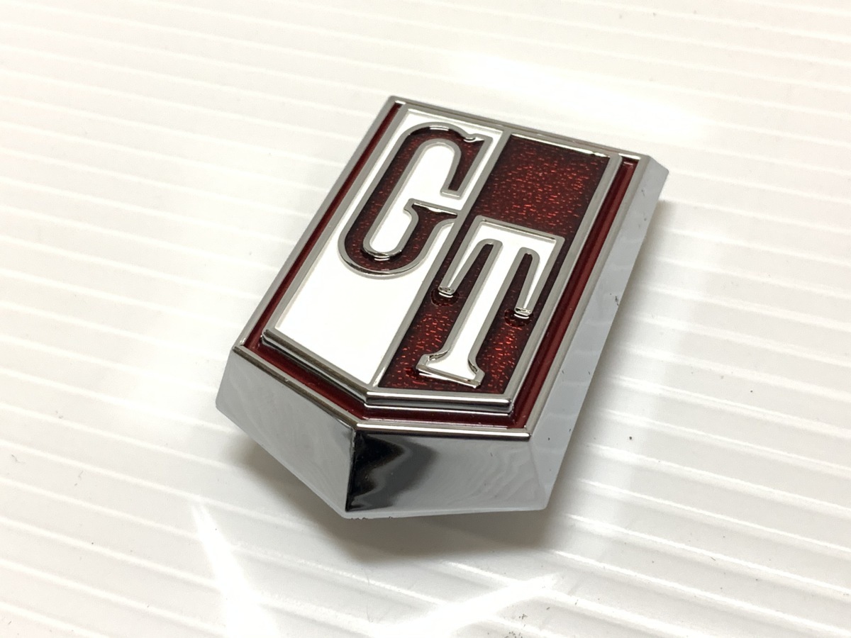 ☆ ハコスカ 2ドア用 フロント フェンダー GT エンブレム 赤 GT-R 