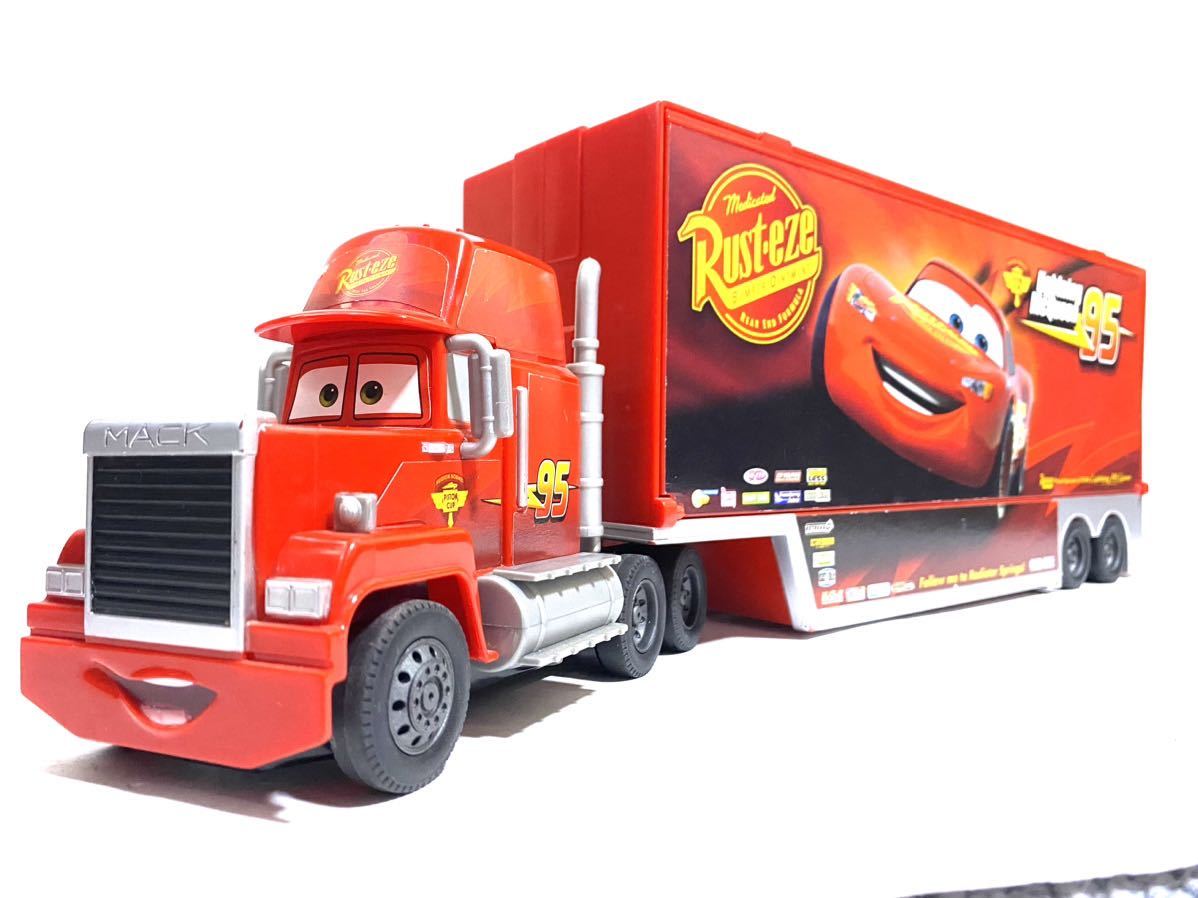おもちゃ ディズニーカーズ たくさんのせよう大きなマックトレーラー