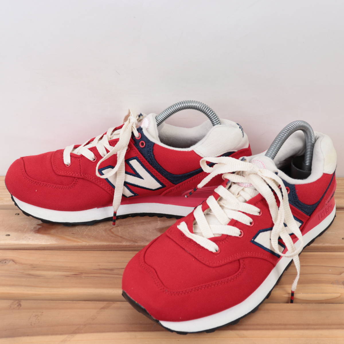 z5429【574】ニューバランス US8 26.0cm/赤 レッド 白 紺 newbalance メンズ スニーカー 中古