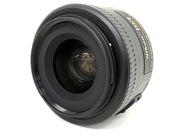 35mm AF-S Nikon f⁄1.8G Lens ED DX NIKKOR - Nikkor G f⁄