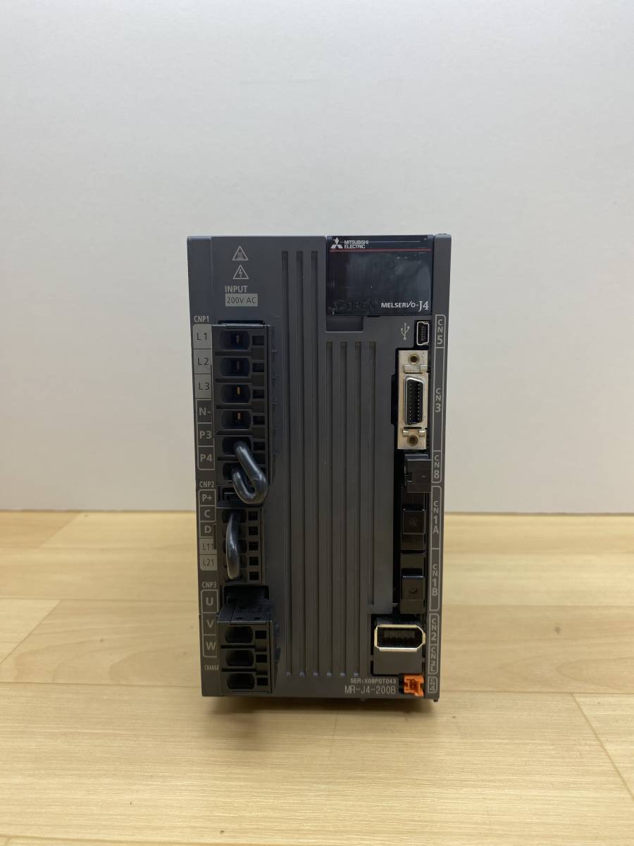 | MR-J4-200B サーボアンプ 三菱電機 AC200V?240V 2kw 産業用サーボアンプ ENV ACサーボ MELSERVO MELSERVO-J4 MELSERVO-J4シリーズ 三菱 37Y1-16 &frasl; サーボ