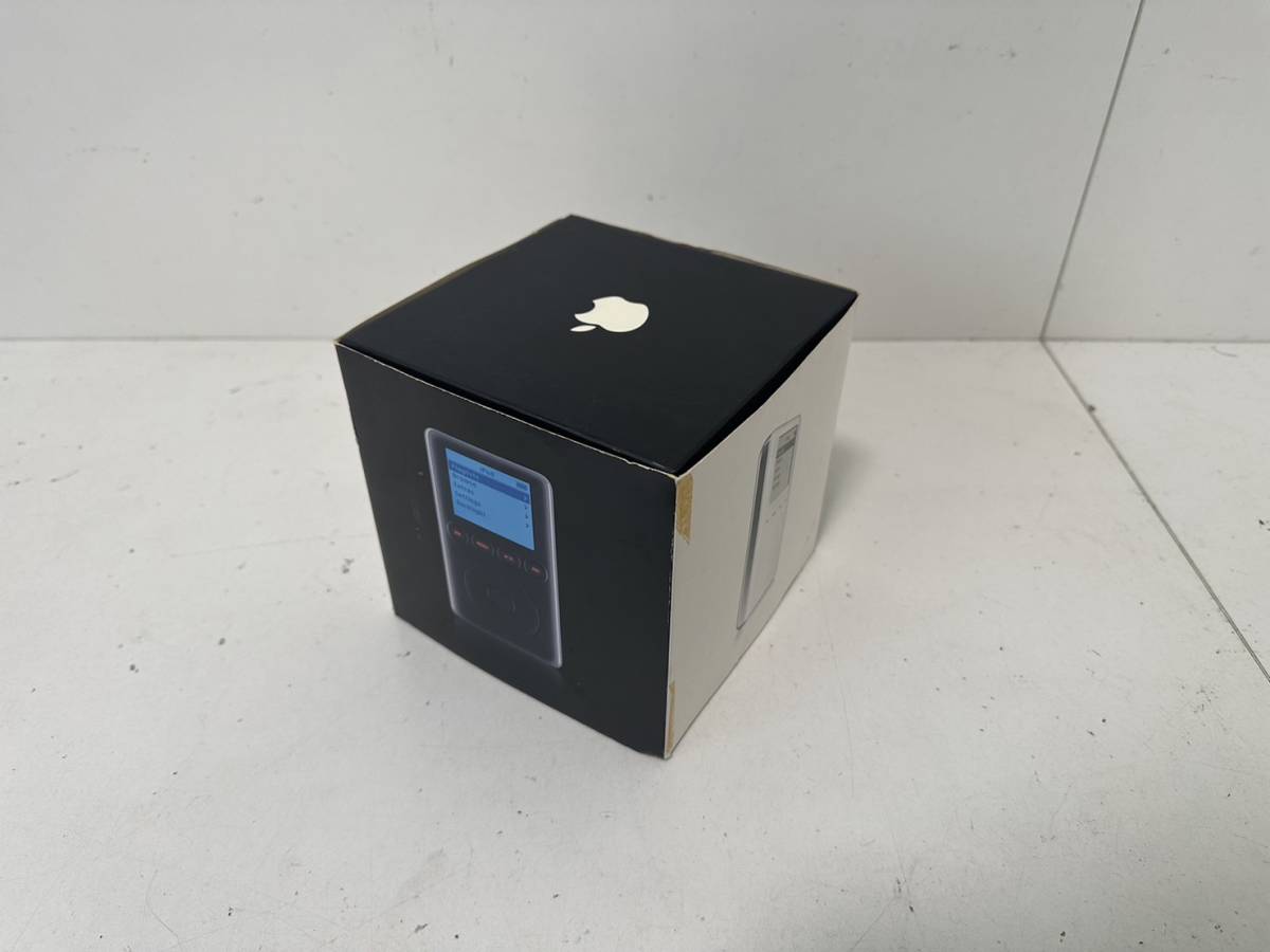 Apple M8946J/A 本体 iPod 第3世代 15GB アダプタ ケーブル 他付属品 
