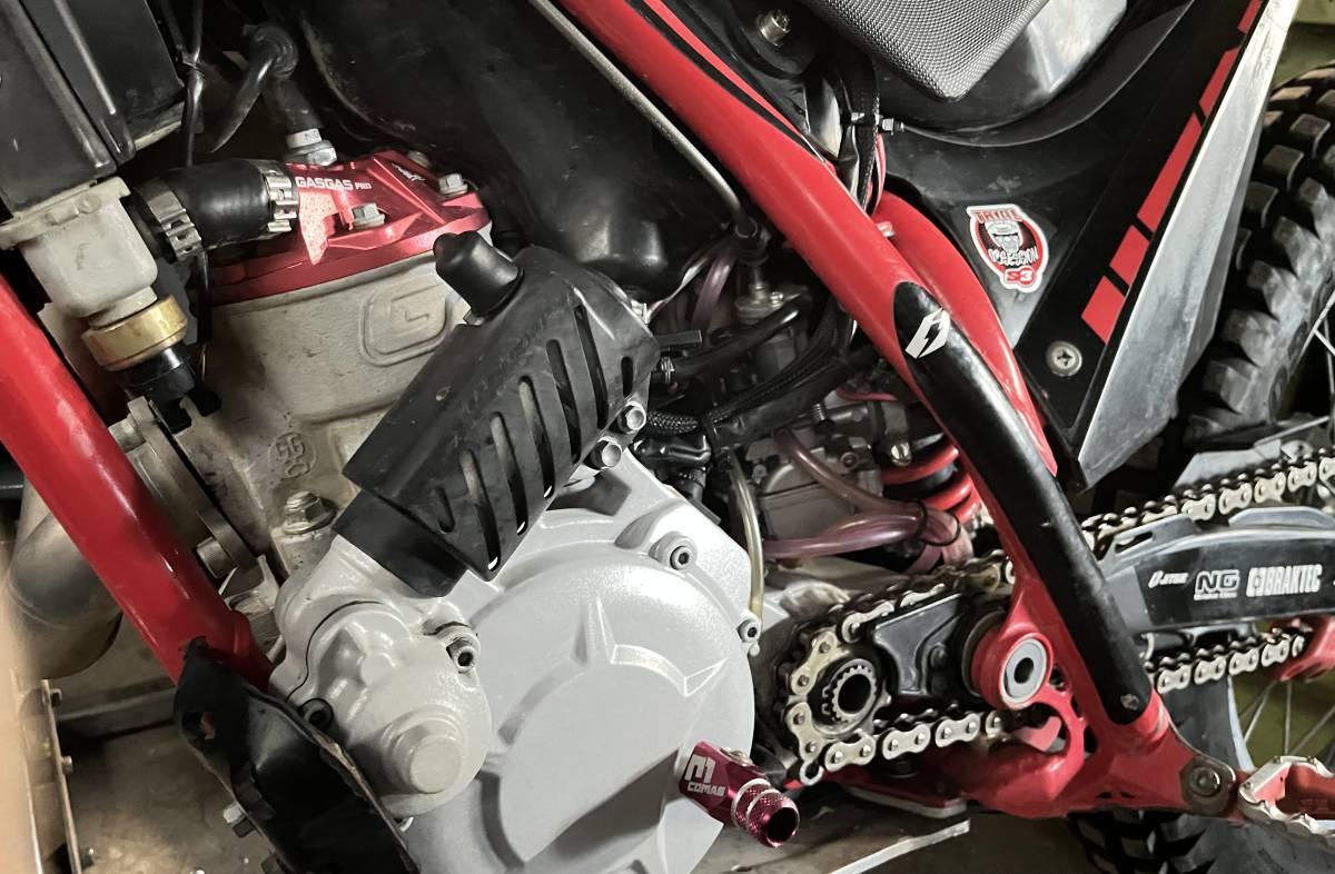 ガスガス GASGAS 0 コンタクト コンタクトJTR250 ？㎞ エンジン実働 