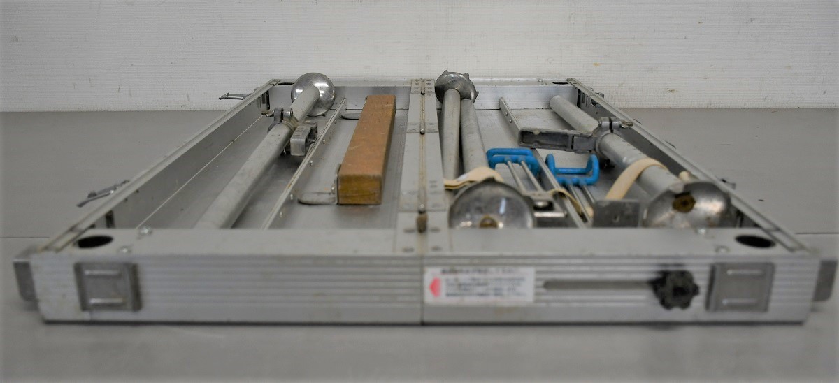 NY7-277【現状品】ニュースーパー銀閣 G-83 ヘラ台 釣具 釣り道具 