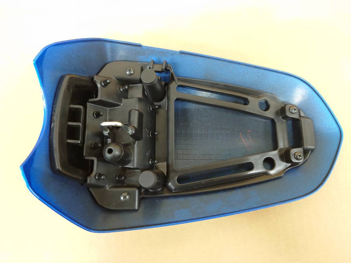 スズキ GSX-R125 シングルシート 純正 青色 GSX-S125 45551-23K0