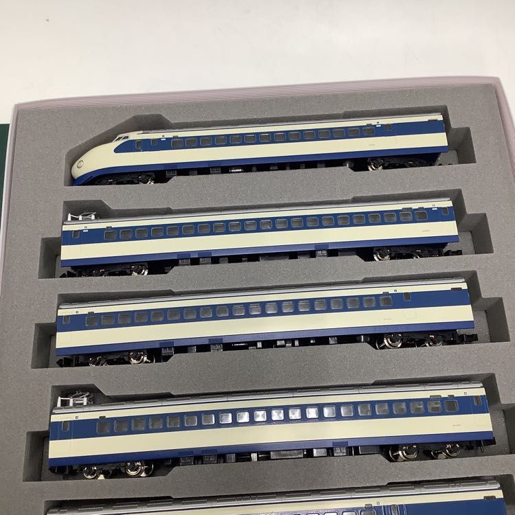 KATO Nゲージ 0系 2000番台 新幹線 基本 8両セット 10-453