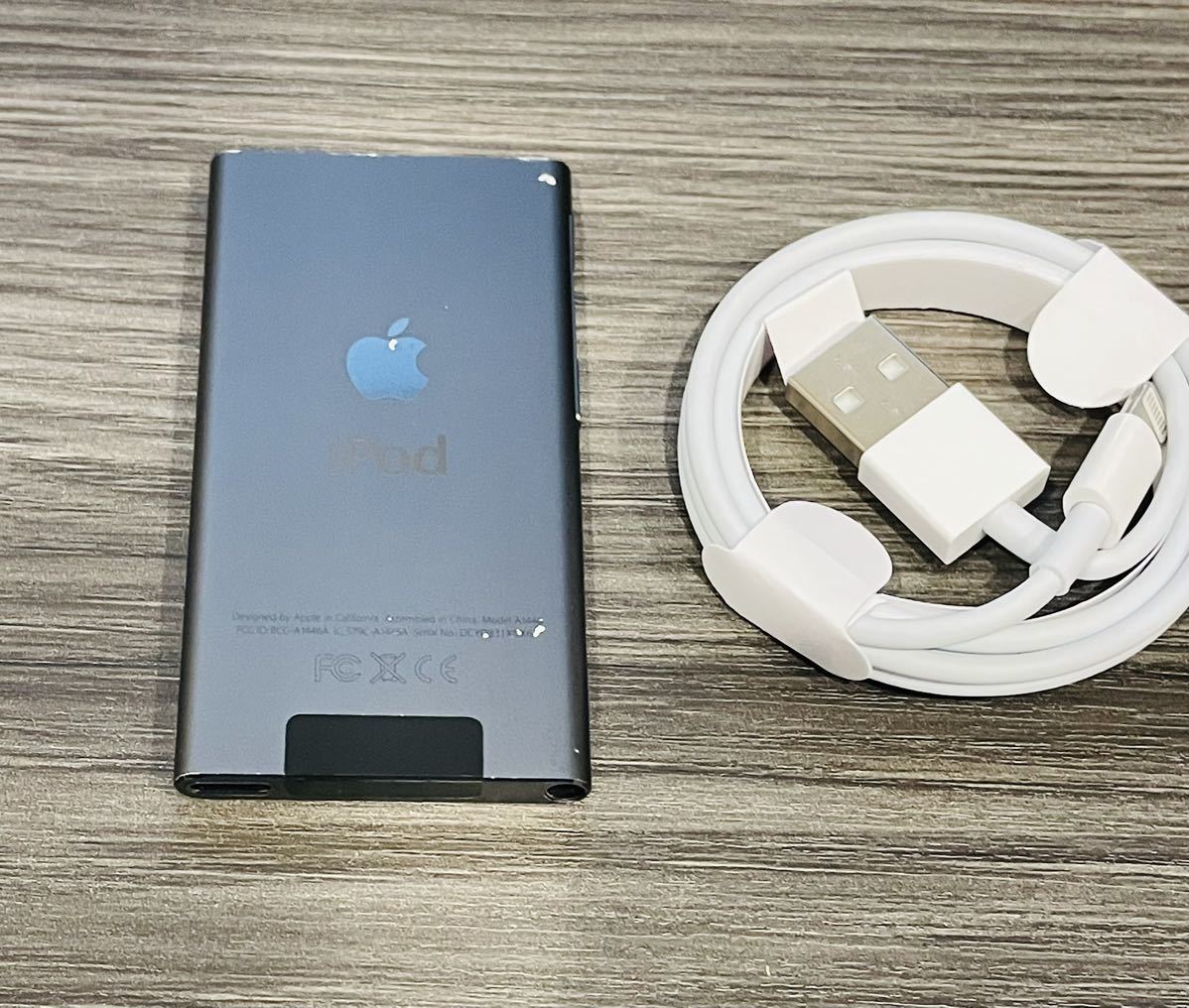 iPod nano 第7世代 16GB スペースグレイ MKN52J 2015年後期型 送料無料