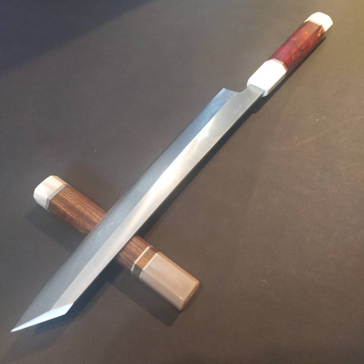 新品】ステン本焼V金10号刀型切付柳刃包丁270mm モダンレッドレジン 