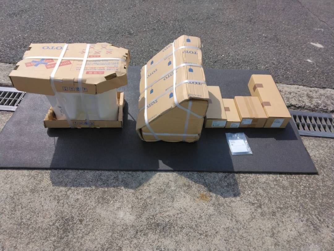 ○D8414 未使用　TOTO 壁排水便器　洋式　CS140 #SC1 セット○