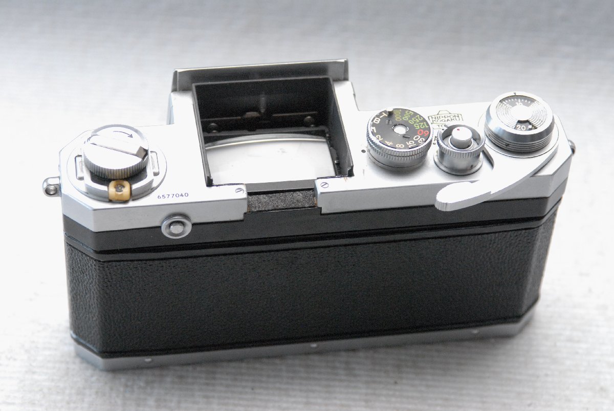 Nikon ニコン高級一眼レフカメラ F ボディ + フォトミックファインダー