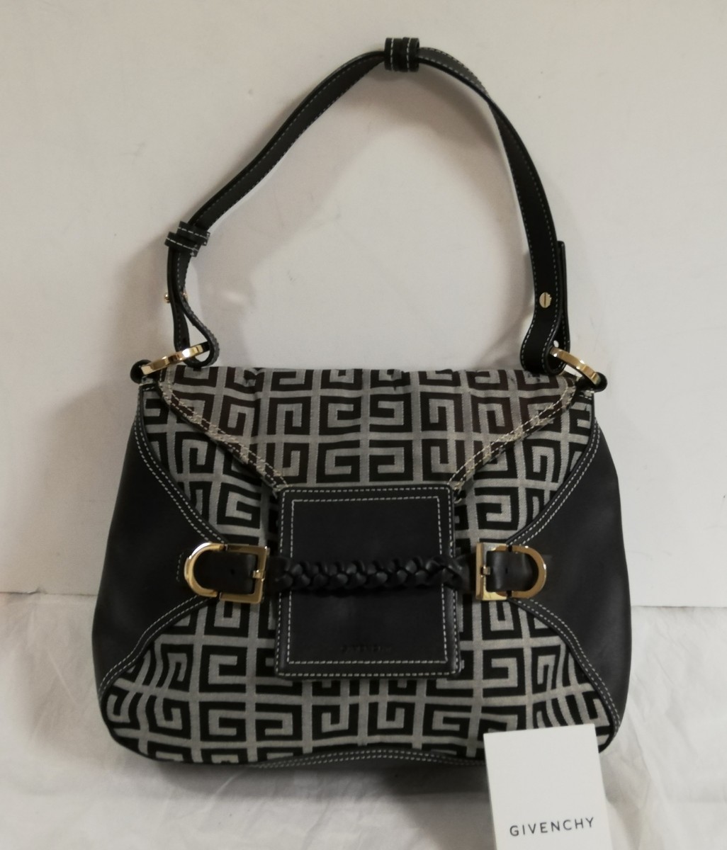 GIVENCHY　ジバンシィ　ハンドバッグ　キャンバスレザー