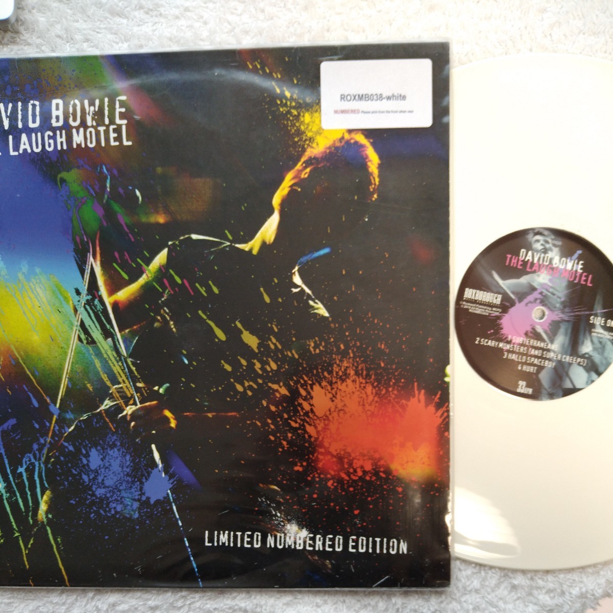 david bowie デヴィッド・ボウイ laugh motel live ライブ limied