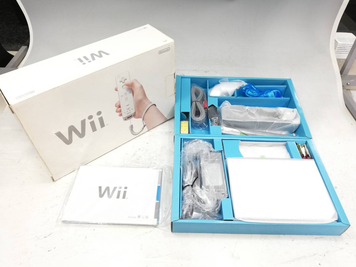 Q-1007【未使用品】Nintendo/任天堂　ゲーム機　Wii　RVL-001本体・コントローラーセット(ホワイト)