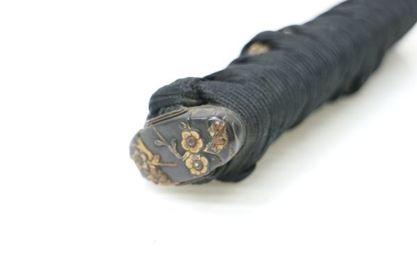 O7s62 刀剣 部品 鍔 など 60サイズ 鍔 刀鍔 無銘 絵金銀 細工 (TU-010522)｜刀・日本刀の販売なら日本刀