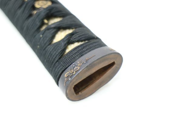 O7s62 刀剣 部品 鍔 など 60サイズ 鍔 刀鍔 無銘 絵金銀 細工 (TU-010522)｜刀・日本刀の販売なら日本刀