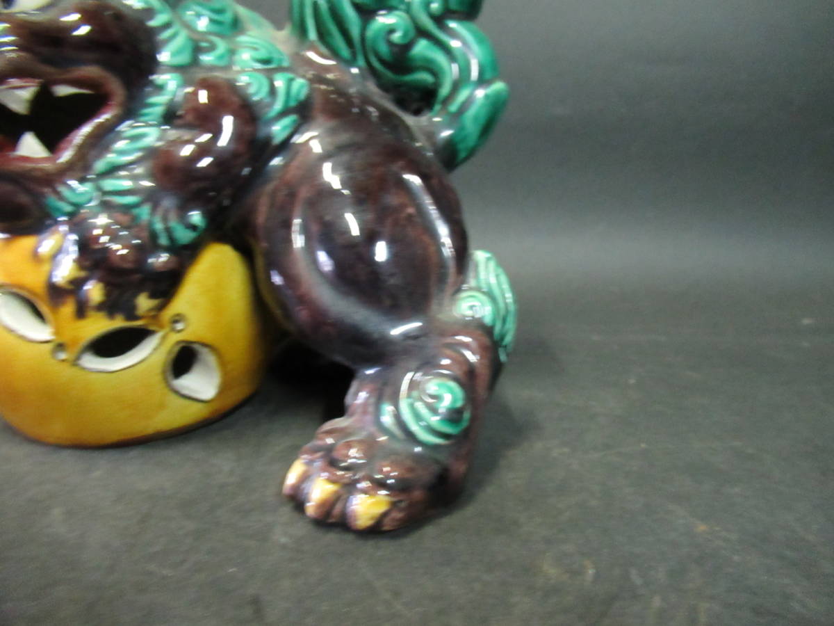 九谷焼 玉乗獅子 八幡釜 緑彩 金彩 31cm J432 九谷焼 玉乗獅子 八幡釜