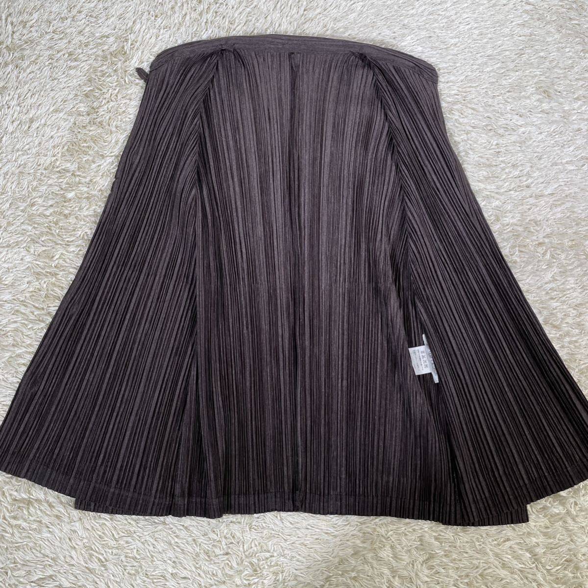 プリーツプリーズ PLEATS PLEASE イッセイミヤケ ISSEI MIYAKE