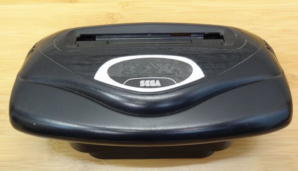 〔ジャンク品/現状品〕SEGA SUPER32X/スーパー32X 本体 32BITアップグレードブースター