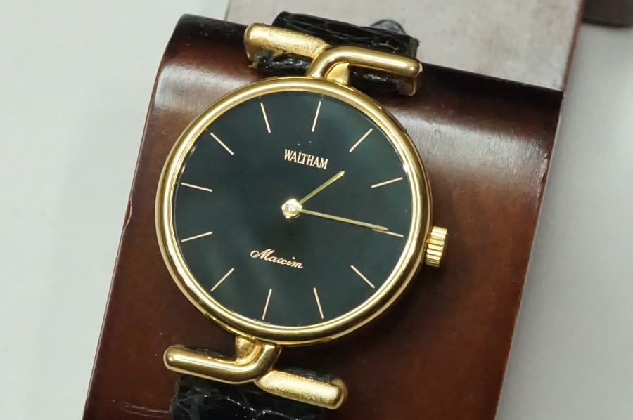 Waltham Maxim 自動巻き時計 メッシュベルト Waltham Maxim 自動巻き時計 メッシュベルト Waltham Maxim 自動巻き