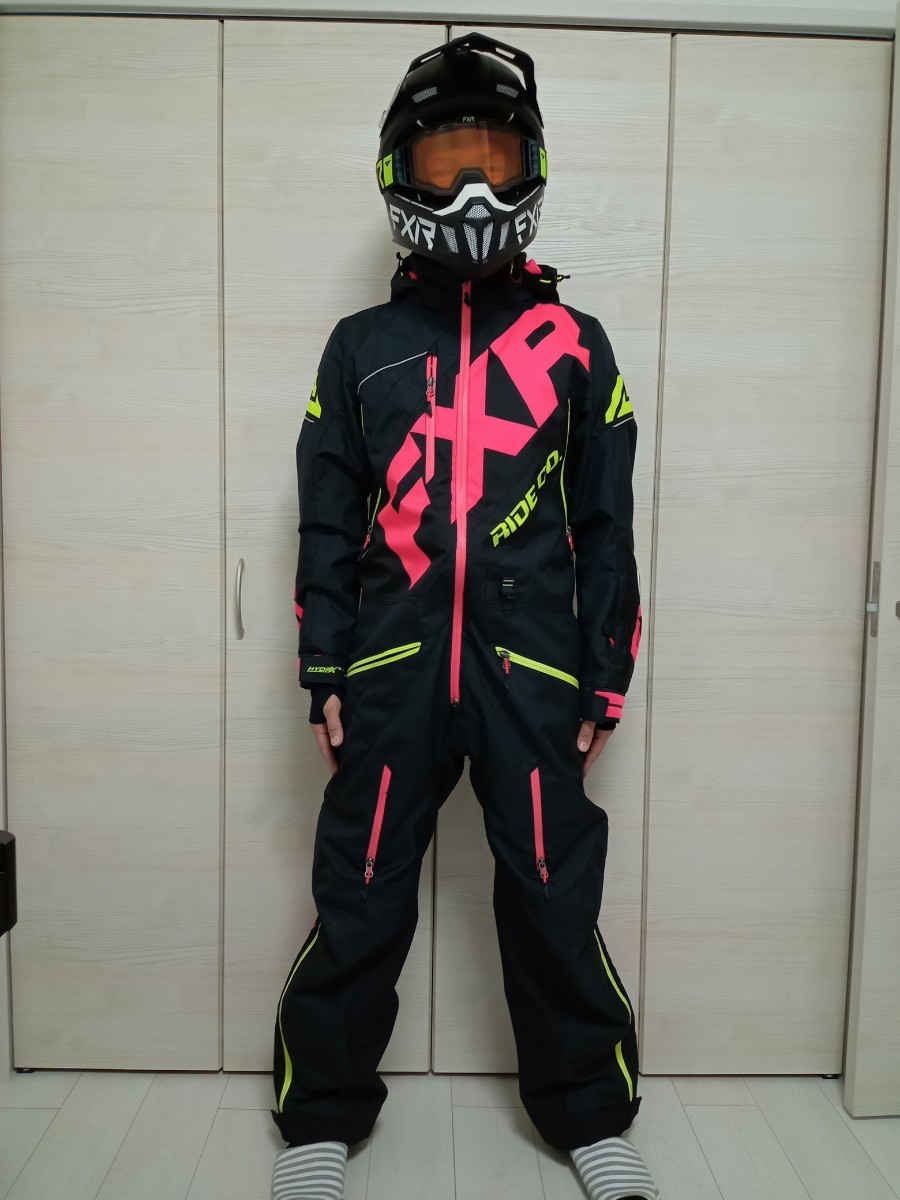 限定1着 新品未使用 FXRモノスーツ スノーモービルウェア レディース12ですが男性も着用可能なサイズです MONOSUIT 限定1着 新品未使用 FXRモノスーツ スノーモービルウェア レディース12