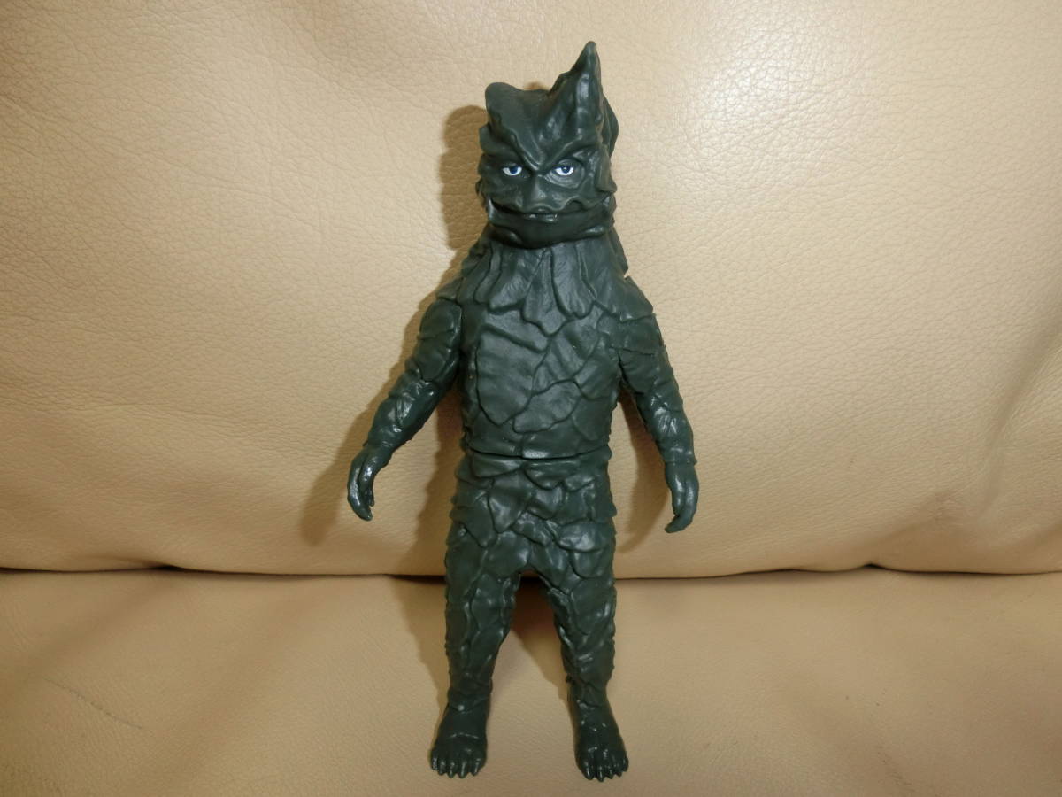ウルトラ怪獣５００ケロニアのソフビです。