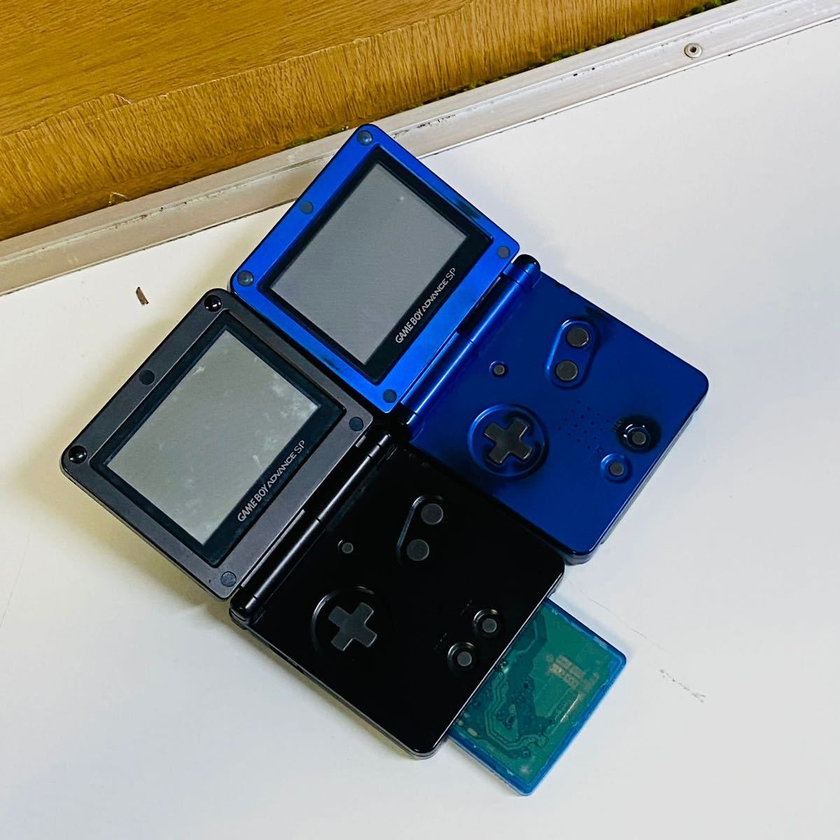 ゲームボーイアドバンスSP AGS-001 ジャンク W-0033.現状ジャンク 箱無 GBA ゲームボーイアドバンスSP AGS-001