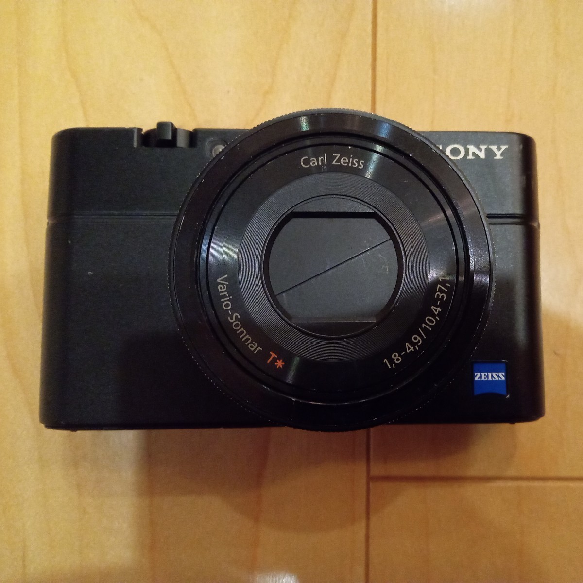カメラ、光学機器 Nikon 1 V1 ボディブラック 箱付き #659