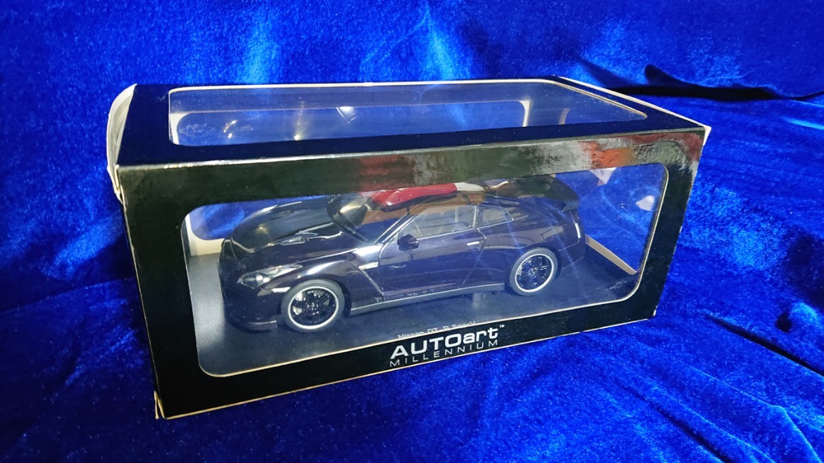 1/18 AUTOart オートアート NISSAN GT-R R35 SpecV Ultimate Opal