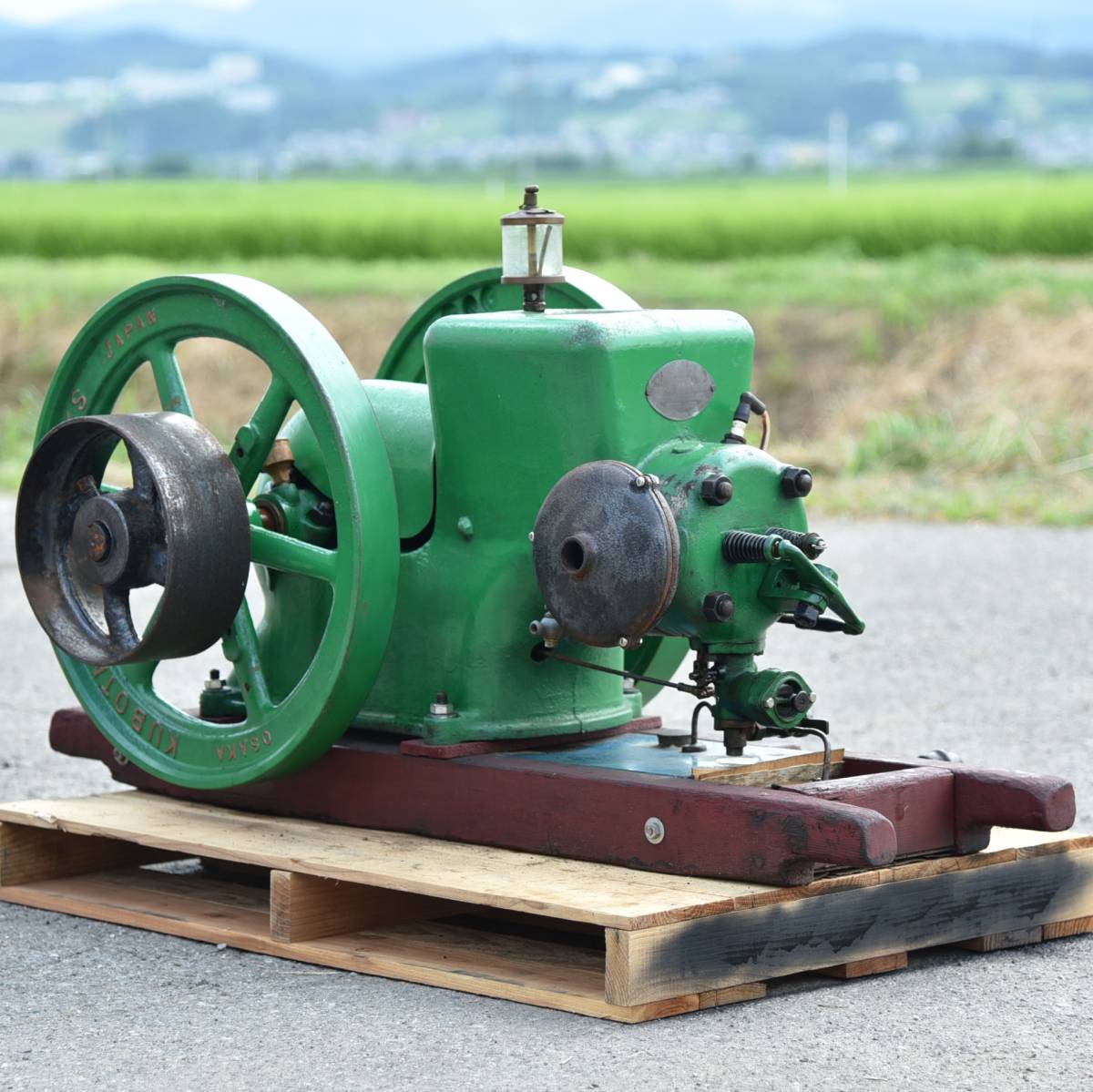 再出品】 希少！ クボタ V型ホッパー 石油発動機 一本ロッド 3.5馬力 