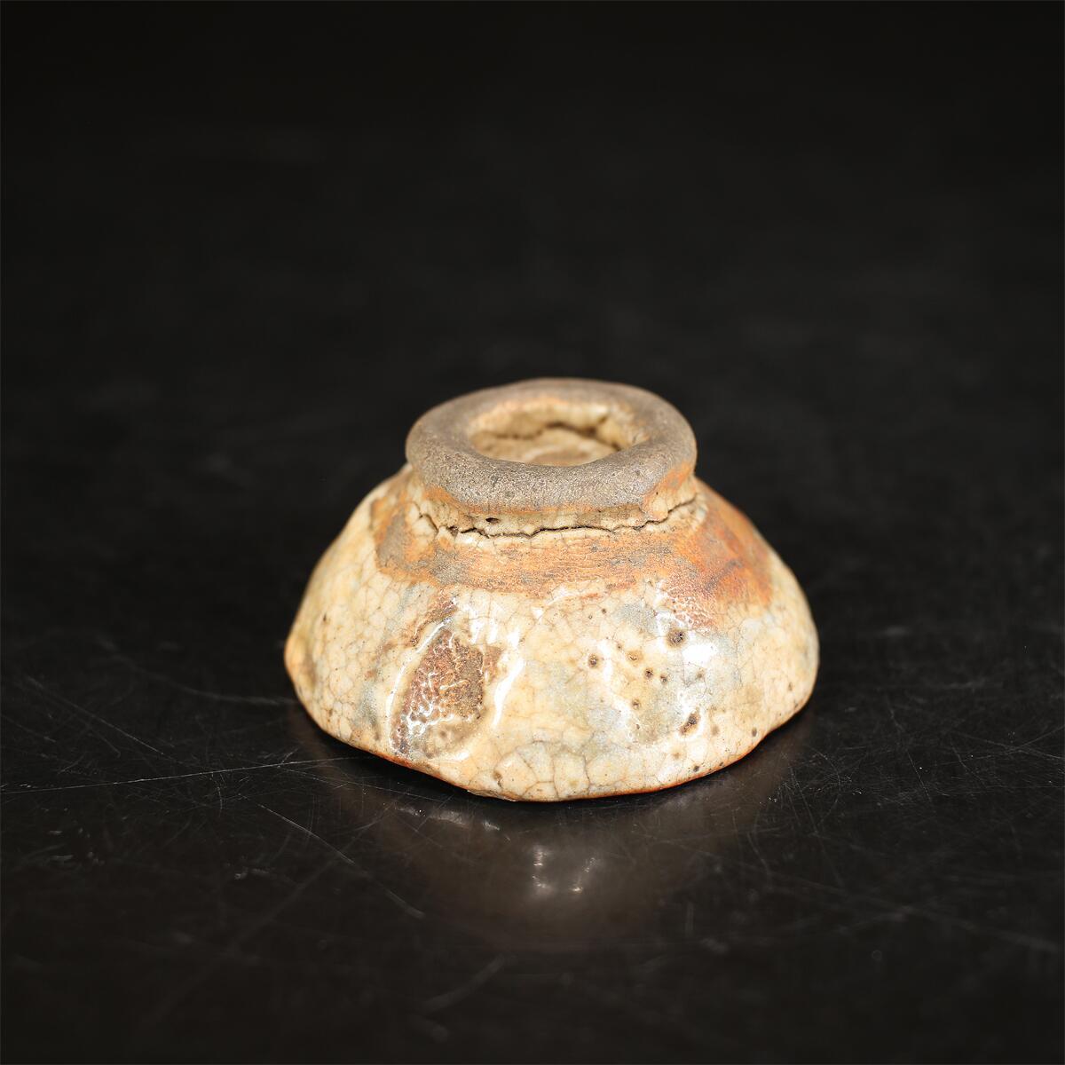 CB713 桃山時代 【古志野焼】 絵志野 盃／時代のホツあり 美品！ r