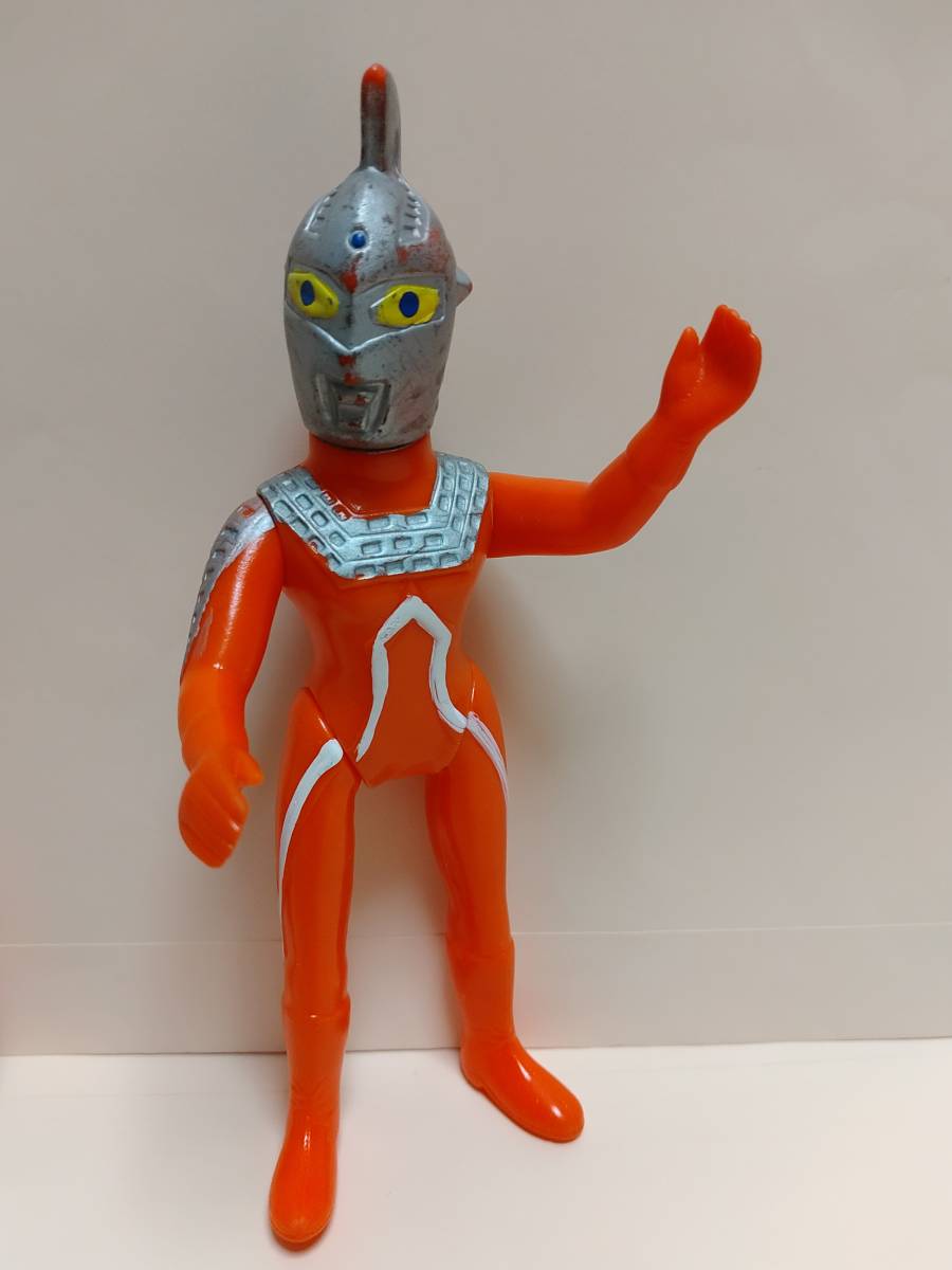 | ブルマァク ソフビ ウルトラセブン 怪獣シリーズ Sウルトラセブン(昭和レトロカラー) ブルマァク製「ウルトラセブン」が放映55周年の今年「シャンパン Vintage セブン大集合!! ウルトラセブン大|ハードオフ公式通販 ブルマァク|ブルマァク復刻 商品 ブルマァク/Sウルトラセブン(レトロ/二期版) 新潟の大人も子供も 新潟の大人も子供 (ウルトラマン