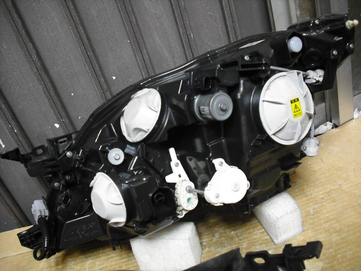 レクサス純正 USF40 前期 レクサス LS 460 LS460 キセノンHIDヘッド