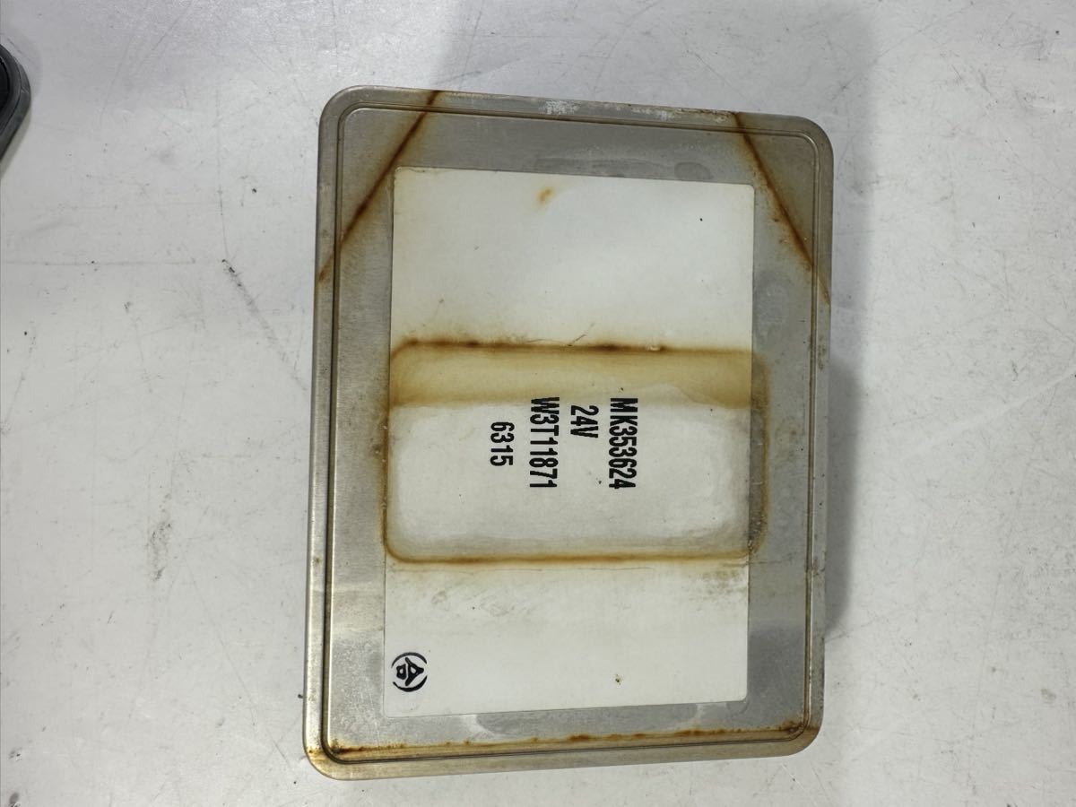 M 42-5-1三菱 ふそう スーパーグレート ファイター 24V HIDヘッド