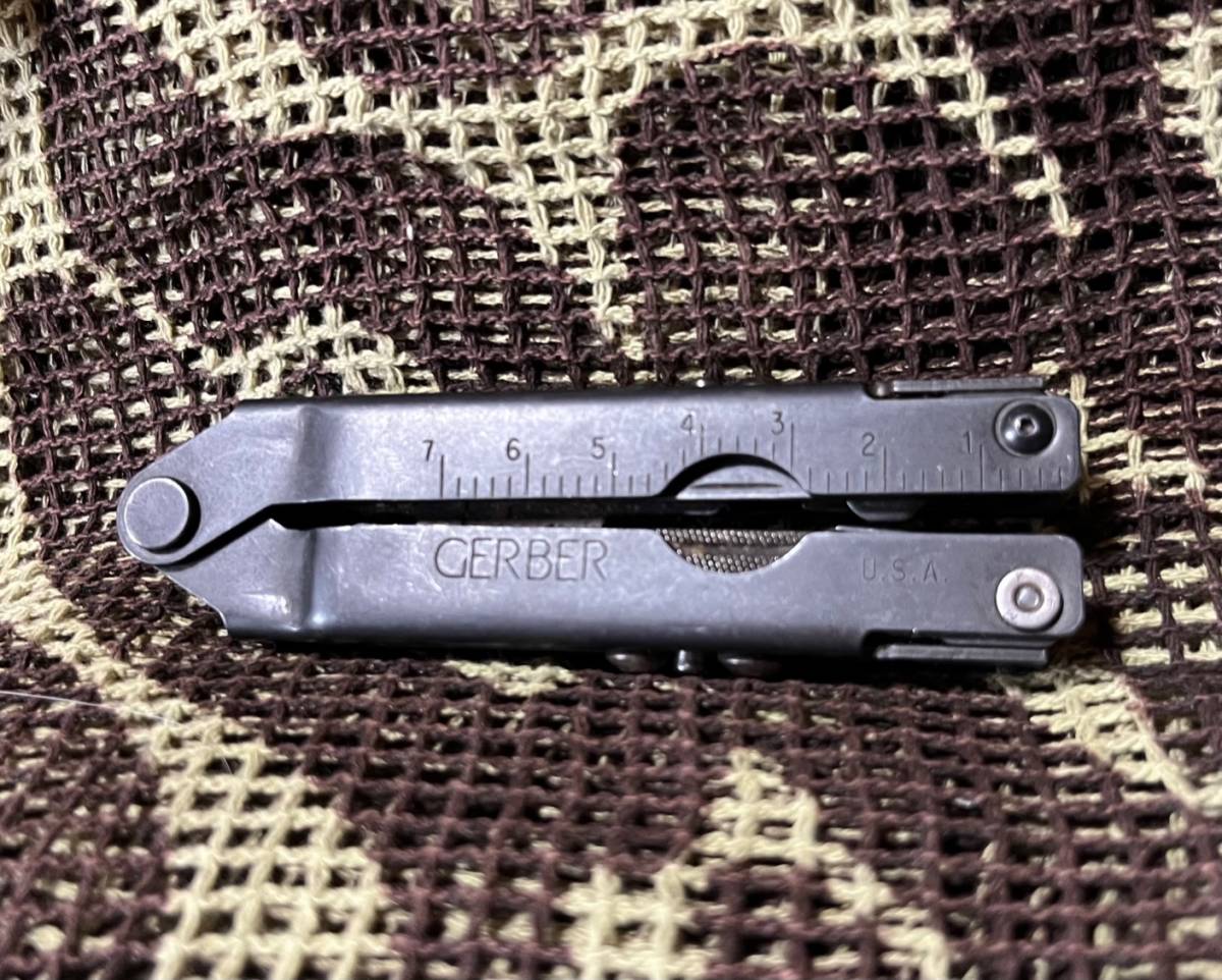 GERBER ガーバーマルチプライヤーツールナイフ 型番製造時期不明 米軍放出品