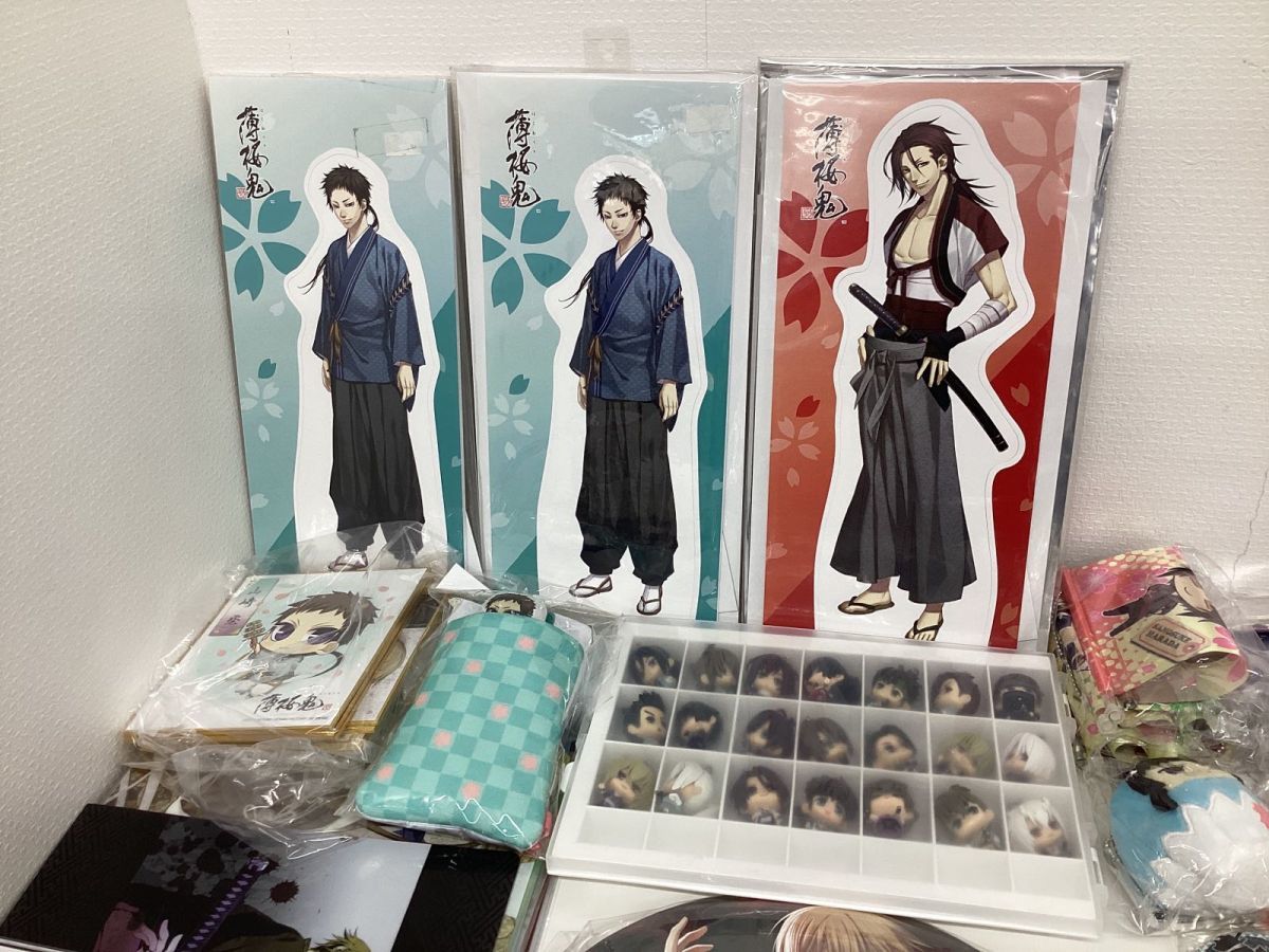 薄桜鬼 グッズ まとめ売り 薄桜鬼 土方歳三グッズ130点セット 初期