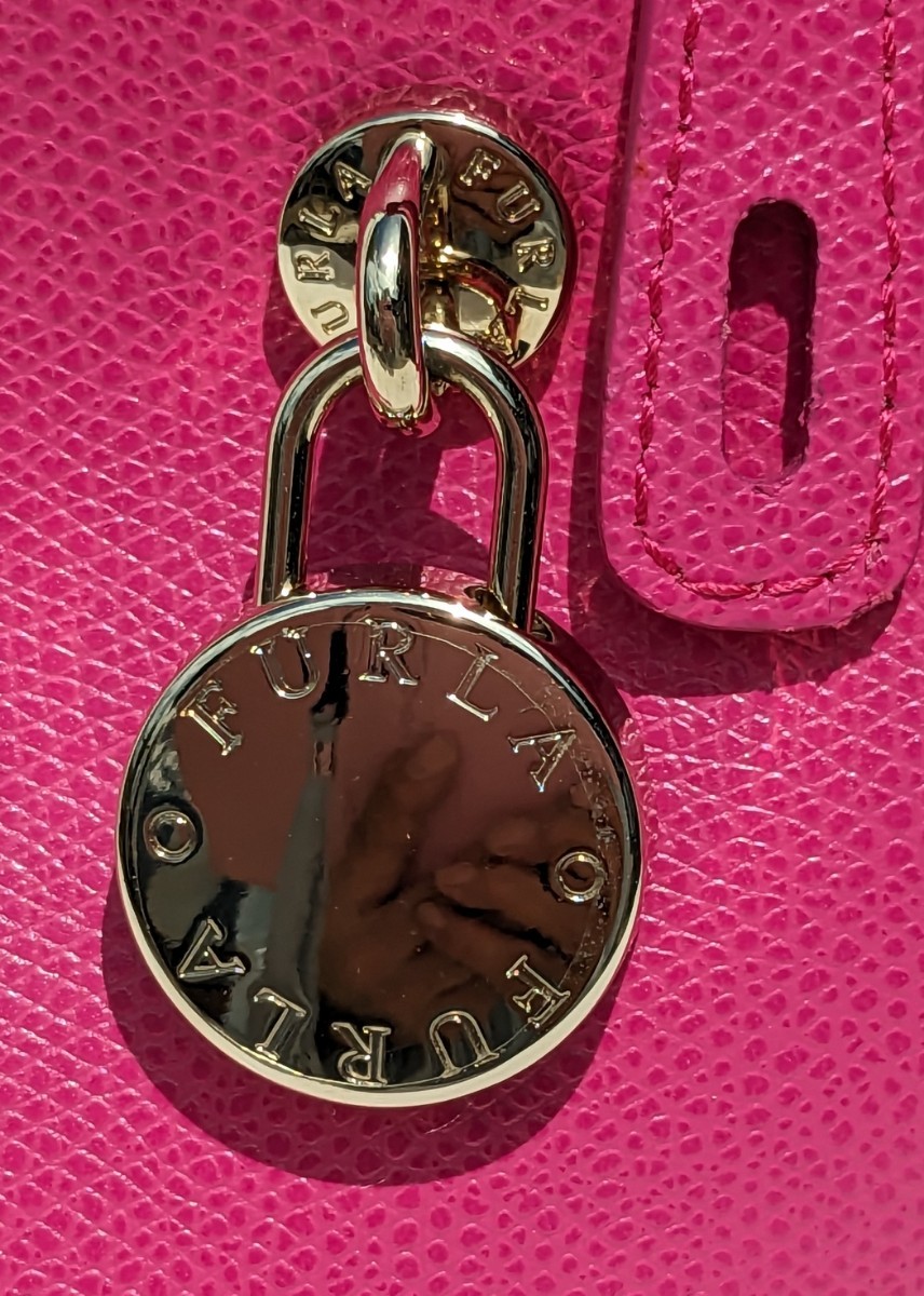 フルラ パイパー FURLA ショルダーバッグ ピンク FURLA（ピンク⁄桃色系