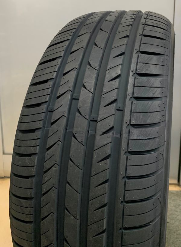 【新作入荷，人気】 即日発送 こりゃ安い 2023年製 ラウフェン ハンコック LH02 215/50R17 91W M+S 4本SET 出品=在庫OK(ハンコック)｜売買されたオークション情報、yahooの商品情報をアーカイブ公開 - オークファン 17インチ