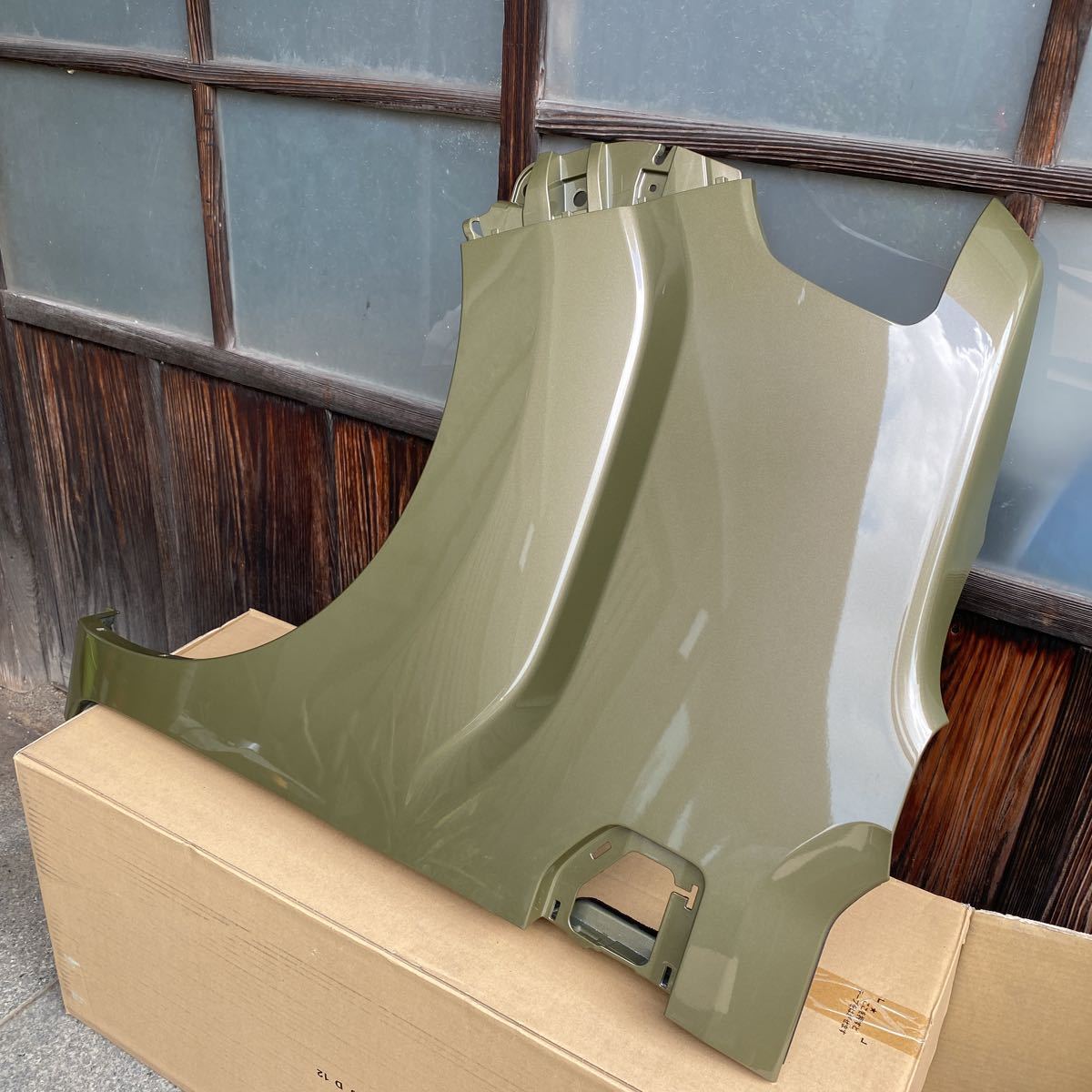 ウェイク LA700S 左 フェンダー G55 グリーン色53812-B2761 中古