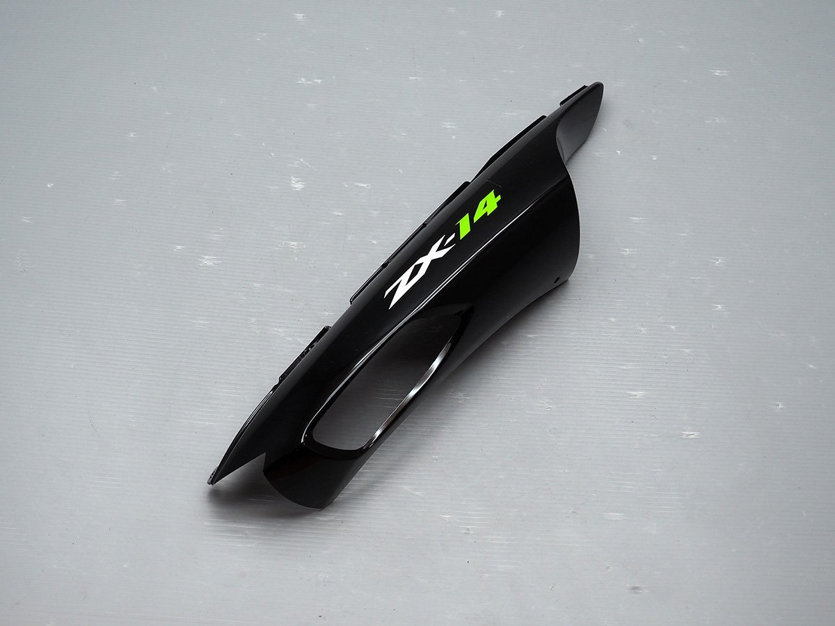 KAWASAKI ☆ZZR1400 ZZ-R1400 ZX1400C ZXT40C 08年～11年 純正 右側